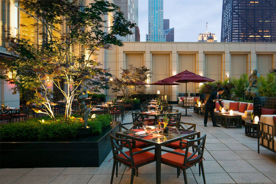 outdoor patio at shanghai terrace in chicago