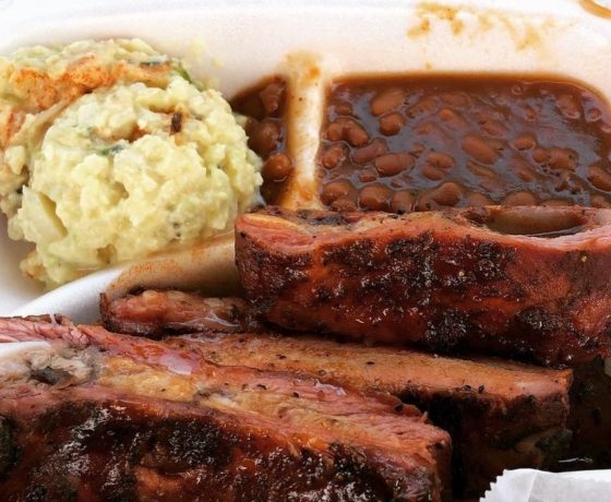 bbq ribs, mac and cheese, and baked beans from bowlegged bbq in san diego