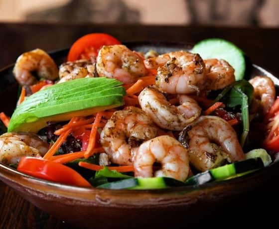 protein bowl with grilled shrimp from la puerta in san diego
