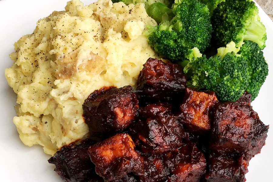 bbq meat, mashed potatoes, and broccoli from nature's plate in dallas