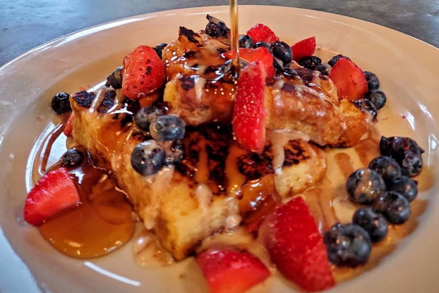 french toast topped with fresh fruit from oddfellows in dallas