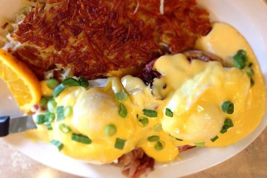 egg benedict with side of hashbrowns from cj's eatery in seattle