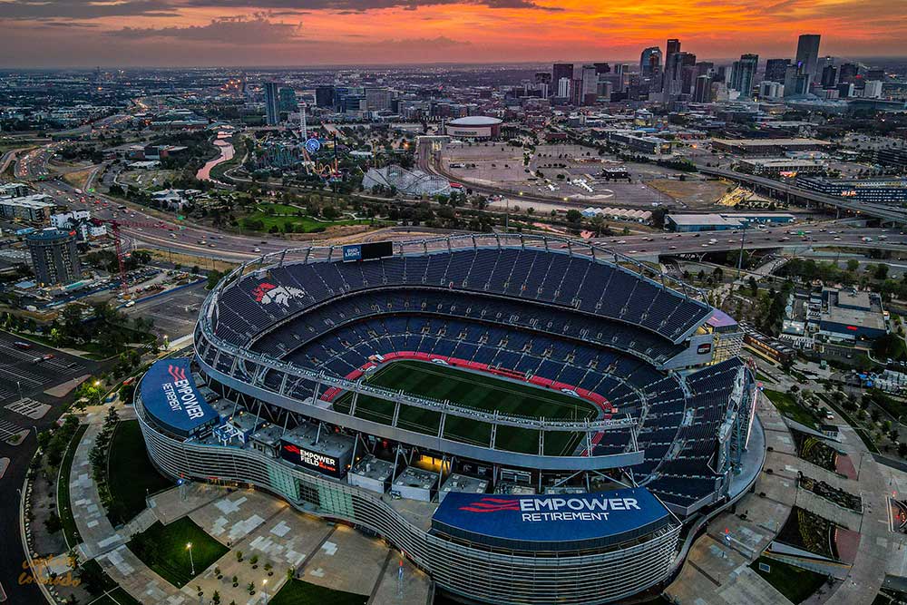 Restaurants and bars near Empower Field to eat at for Broncos games