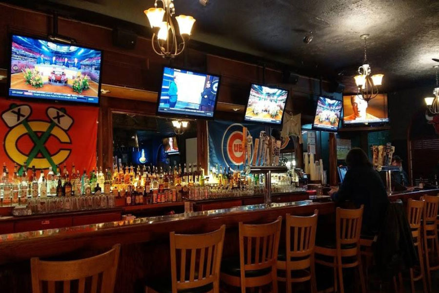 The bar at Mullens Sports Bar and Grill in chicago
