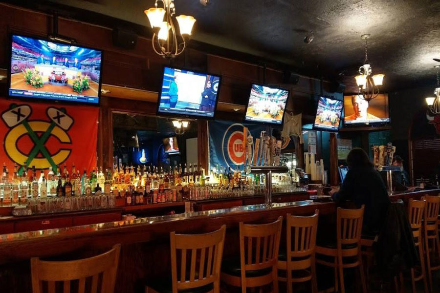 Great Chicago Sports Bars to Watch Football and Other Games