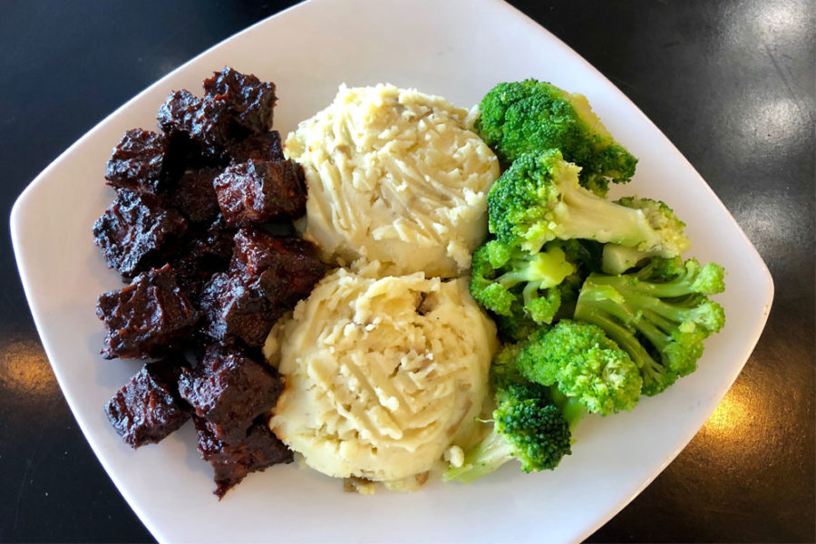 steak, mashed potatoes, and brocolli from Nature's Plate in dallas