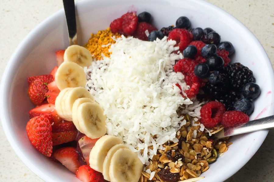 acai bowl from swami's cafe in san diego