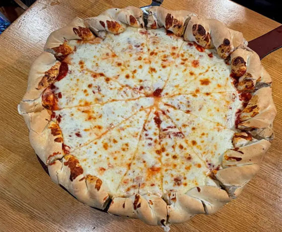 cheese pizza from white pie in denver