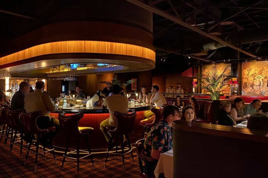 bar interior at drakes in Dallas, tx