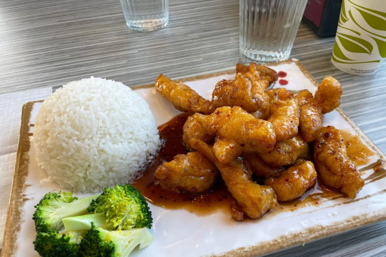 10 Outstanding Restaurants Near Denver International Airport American