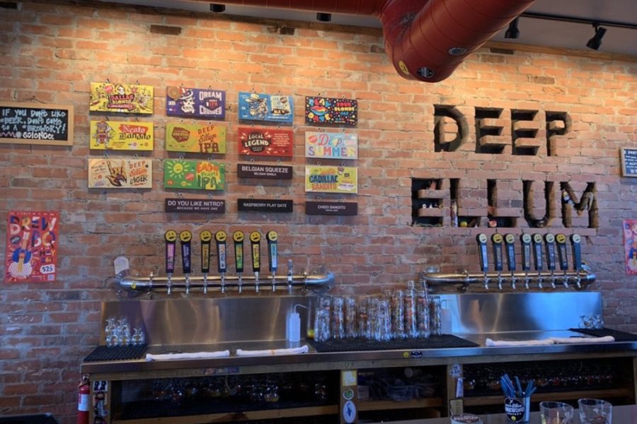 The bar at Deep Ellum Brewing Company Taproom in Dallas, TX
