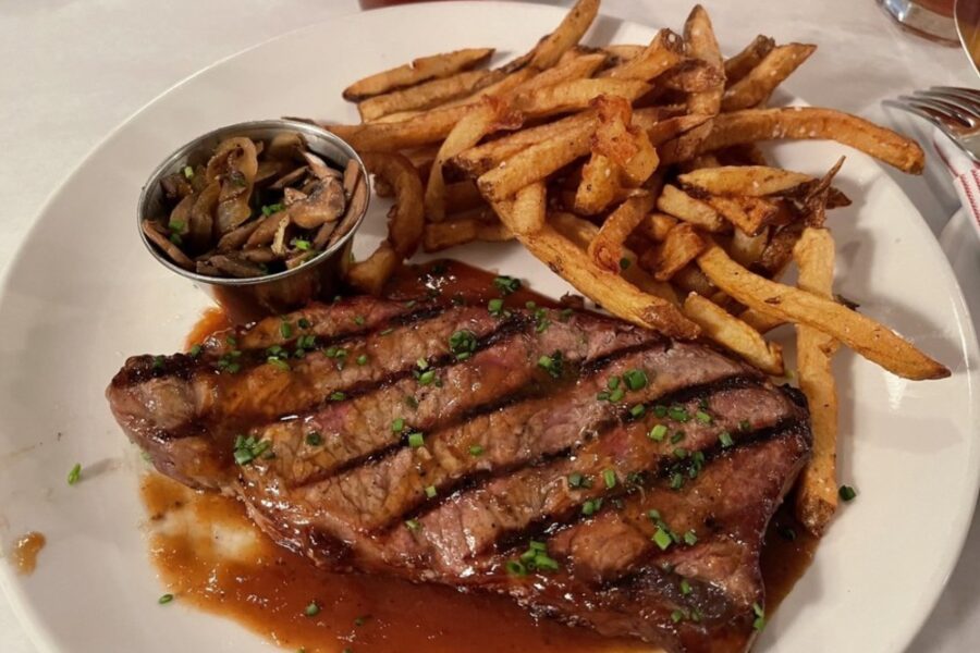 steak and frites from 39 Rue de Jean in Charleston