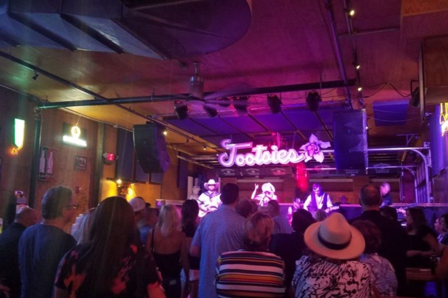 concert in Tootsies Orchid Lounge in Nashville