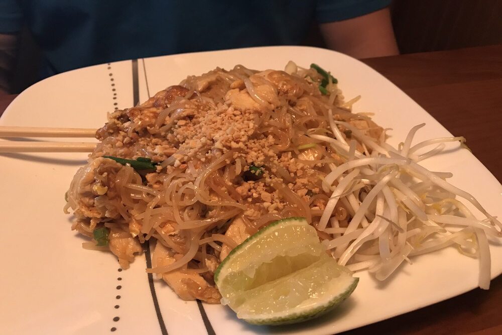 14 Restaurants You Can T Miss In Mt Pleasant SC American Eats   Pattaya Thai Restaurant Pad Thai 1000x667 