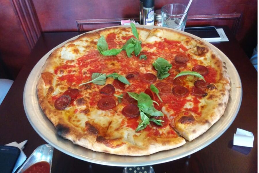 Margherita DeLusso Pizza from Cristino's Coal Oven Pizza & Restaurant in Tampa