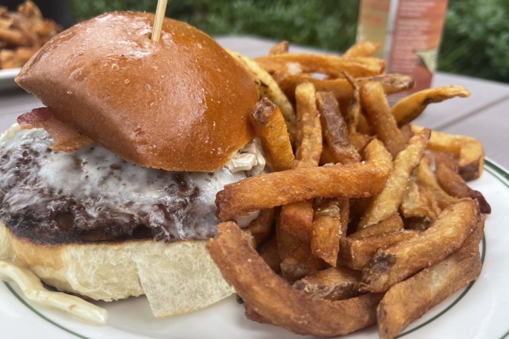 Absurdly Good Burger Spots in Louisville, KY American Eats