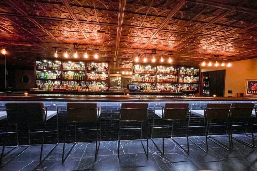 bar interior at ciros in Tampa fl