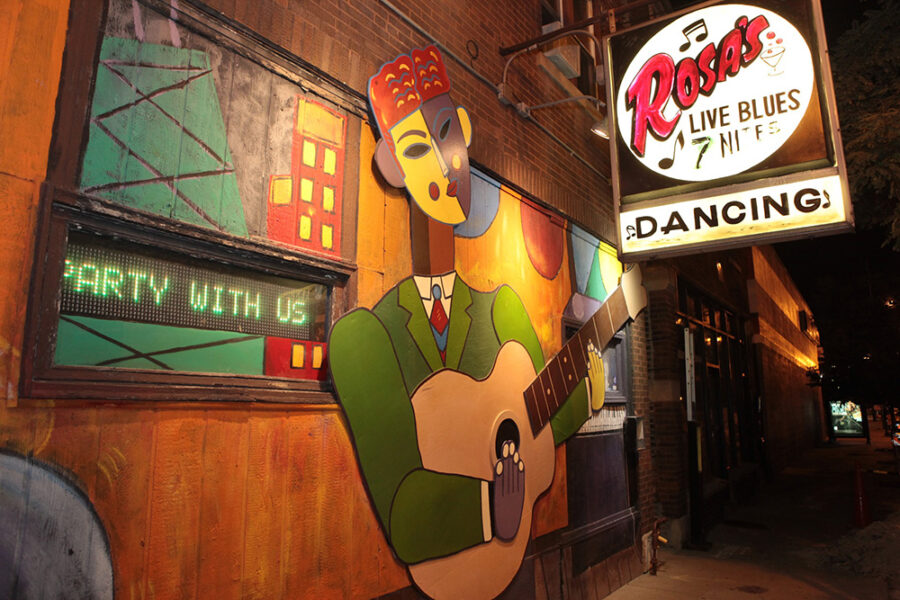 exterior sign at Rosas lounge in chicago